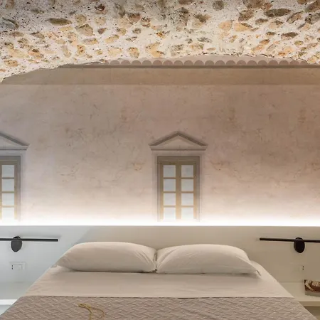 Iflat Glass And Stone Loft Apartment